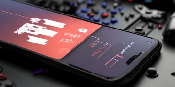 Apex手游为什么卡在加载？
